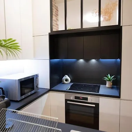 Part Of Saint-germain-des Pres / 3 Bedrooms דירה *